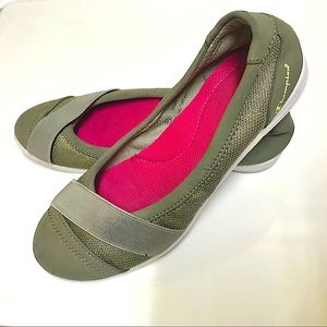 Girls’ Shoes FREE w Bundle of 3